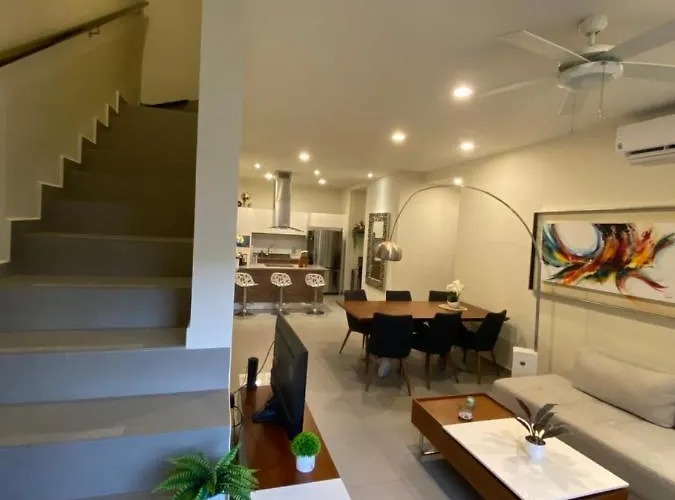Apartment Lunada Ph With Private Rooftop And Jacuzzi By Caribe Rentas *